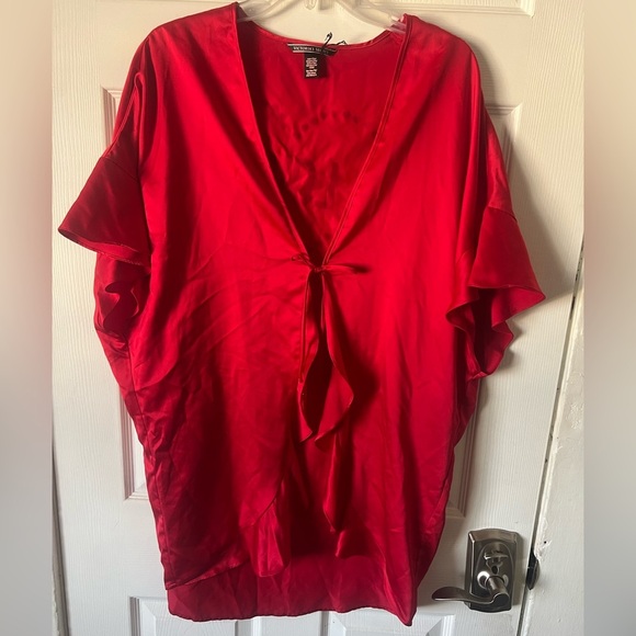 Victorias Secret Lingerie Kimono NWOT - Picture 1 of 3